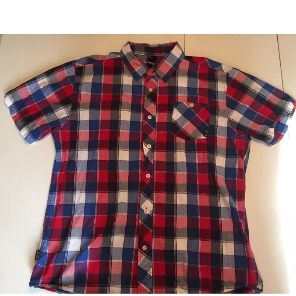 Zoo York Men’s XL Button Up Shirt Plaid